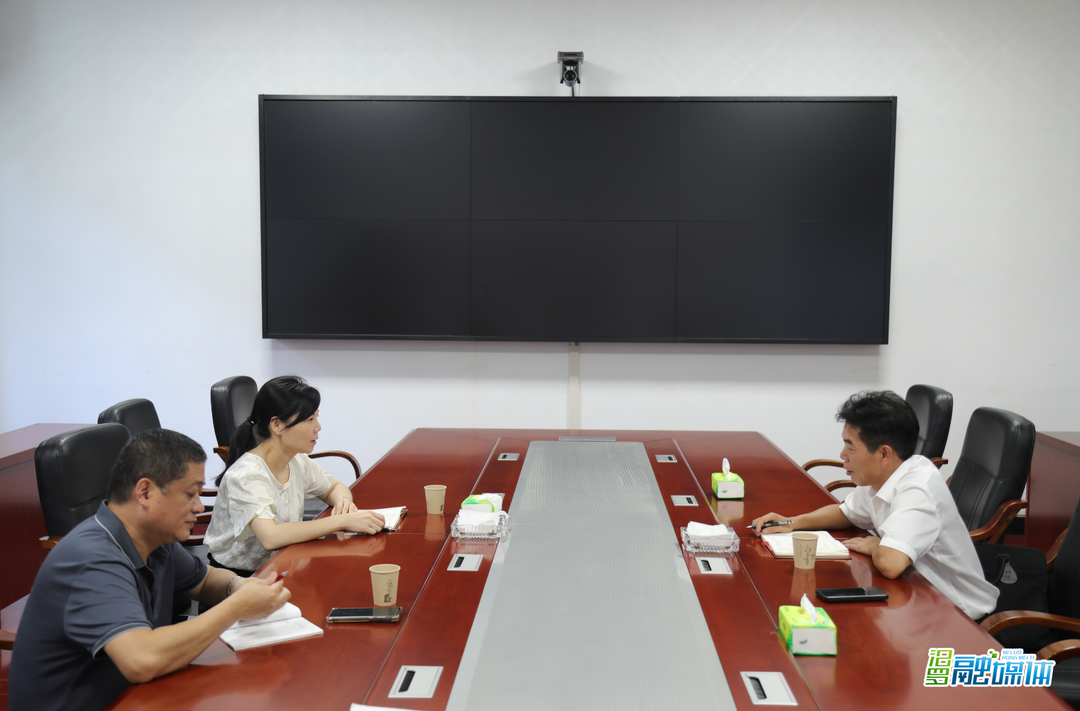 汨罗市人民法院院长候选人杨馨走访驻汨省人大代表